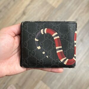 Gucci KINGSNAKE PRINT GG SUPREME WALLET